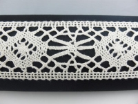 Bobbin lace border beige-natural