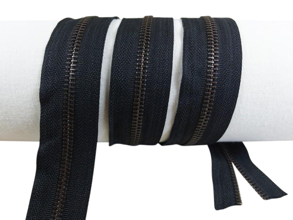 Endless zippers with copper metal teeth - sold by the meter (No. 5) black