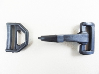 Plastic fastener for bags - model "X" 25 mm black
