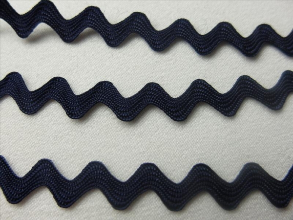 Black rickrack braid