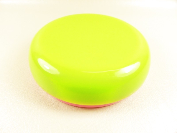 Magnetic pincushion model "happy" apple green