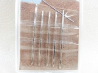5 x leather needles with length from 39 to 43 mm