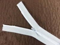 Seam-covered zippers 25 cm white