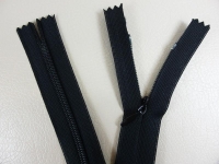 Seam-covered zippers 25 cm black