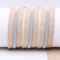 Endlos- Reißverschlüsse Modell "Brilliant" Nr. 7 / mit silberner Spirale / hell beige-silber