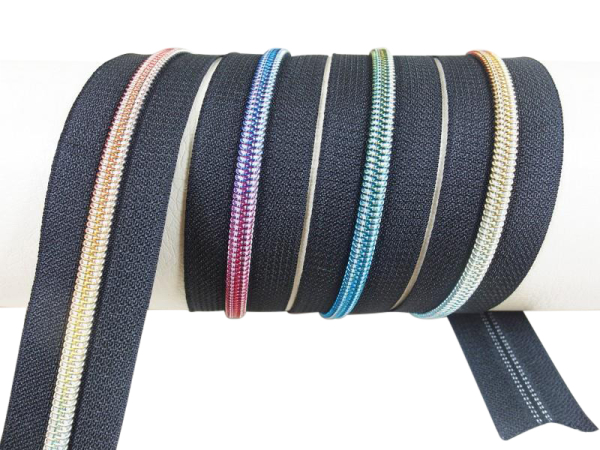 Endless zippers model "Brilliant" No. 7 / with rainbow spiral / black