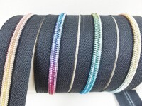 Endlos- Reißverschlüsse Modell "Brilliant" Nr. 7 / mit regenbogen Spirale / schwarz