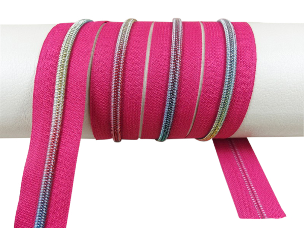 Endless zippers model "Brilliant" No. 7 / with rainbow spiral / pink-violet