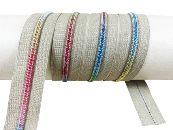 Endlos- Reißverschlüsse Modell "Brilliant" Nr. 7 / mit regenbogen Spirale / beige