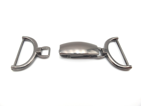 Clasp model "Yade" 25 x 68 mm platinum