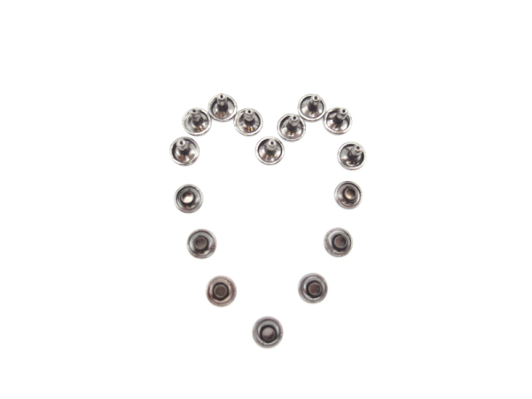Set of 100 hollow rivets 9 x 8mm platinum