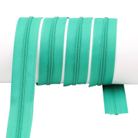 Endless zippers loose - per meter - spiral (5mm) grass green