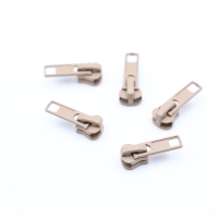 Delrin VISLON Zipper for 6 mm zippers dark beige