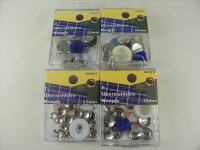 Pull-on buttons with tools
